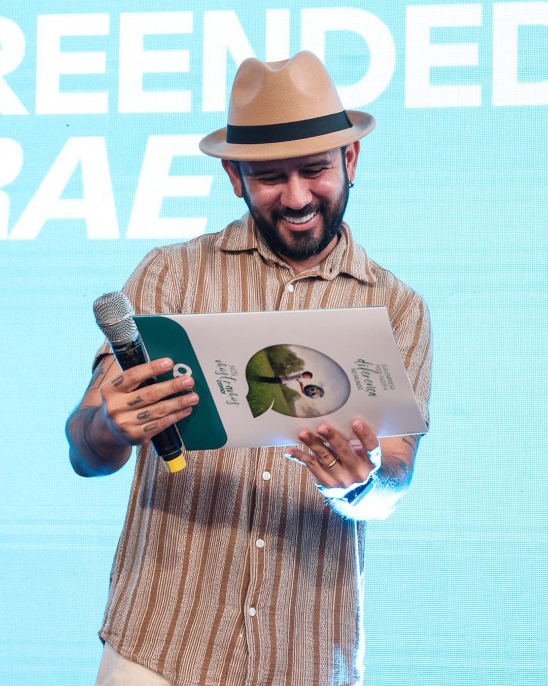 Feira do Empreendedor 2025 realiza o plantio de 16 árvores na Floresta da Químea na Amazônia!